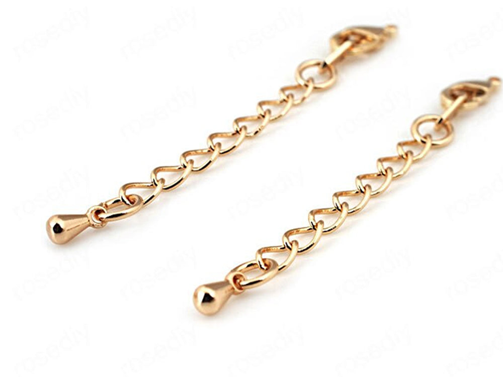 Gold chain with lobster shop claw clasp