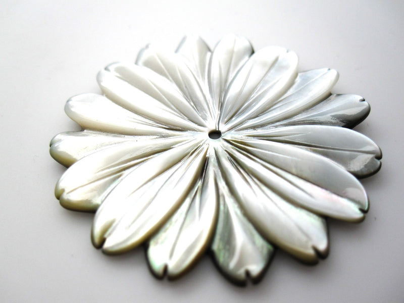 Mother of Pearl Flower Pendant